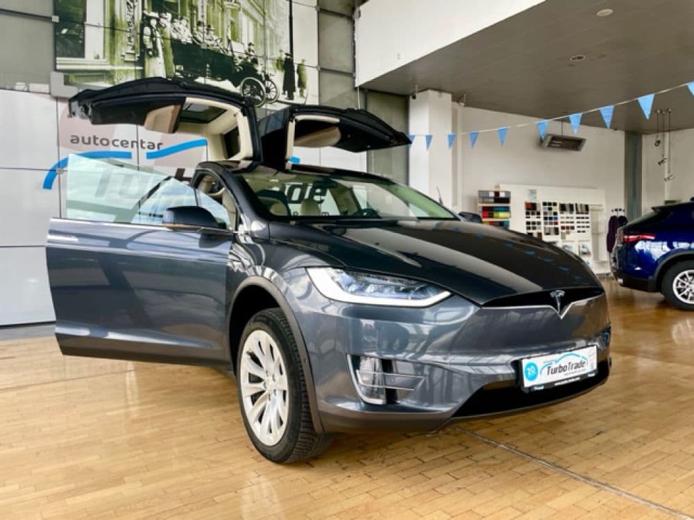 Tesla X 100D 7S 525 KS